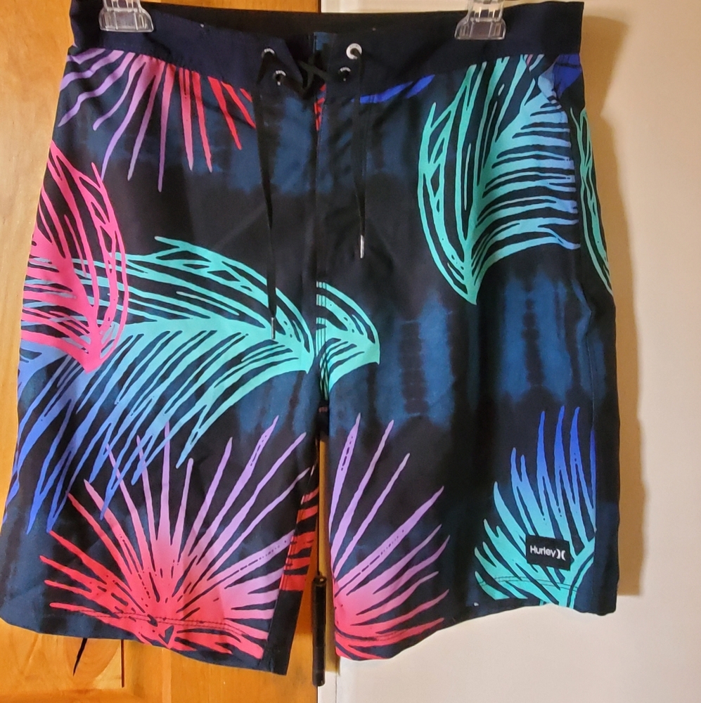 Hurley surf shorts Size 30